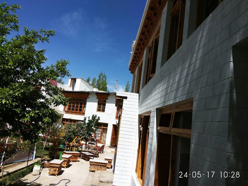Jimmy'S Homestay Léh Exteriér fotografie